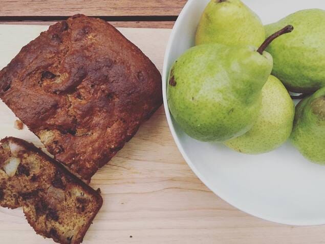 pear, dark chocolate &amp; cinnamon loaf
