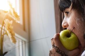 Easy meal and snack ideas for new parents
